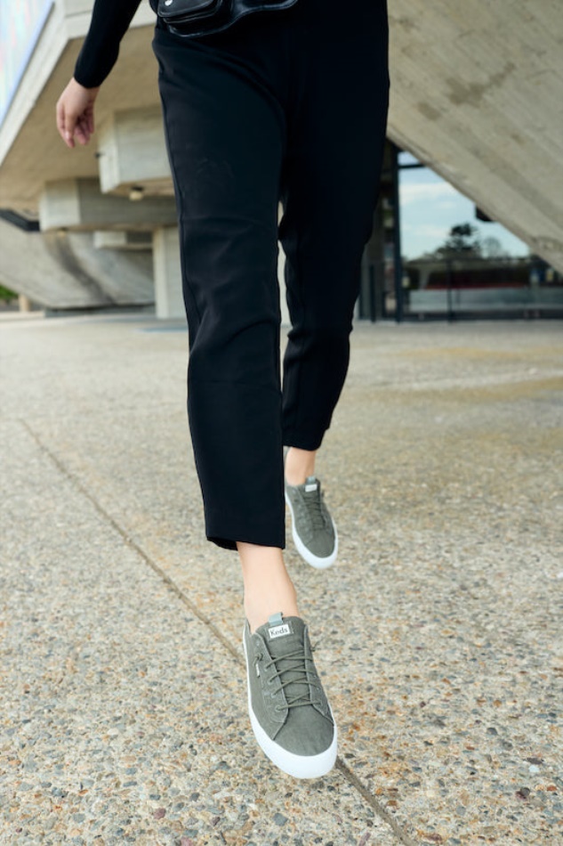 Keds Kickback De Algodón Orgánico Para Mujer, Olive Night