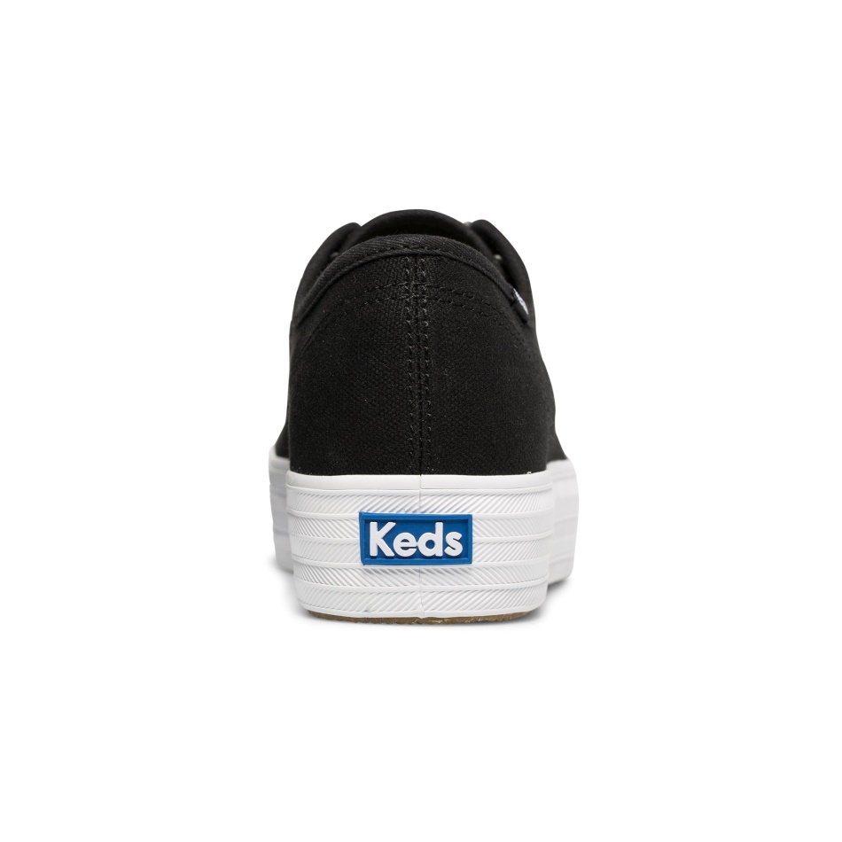 Hazaña De Triple Patada De Las Mujeres De Keds. Algodón Orgánico Negro